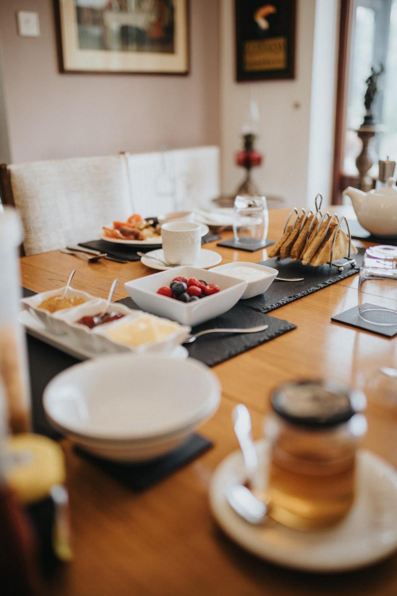 Ferlas Bed And Breakfast 펜린듀드리스 외부 사진